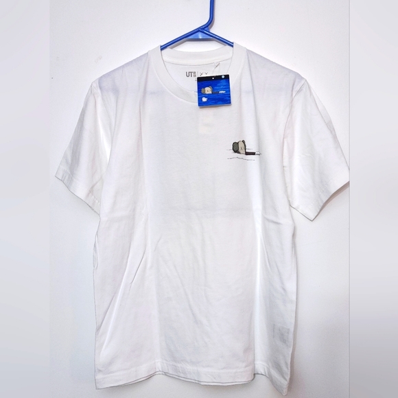 Uniqlo x KAWS T-SHIRT (Japan) - Picture 2 of 4